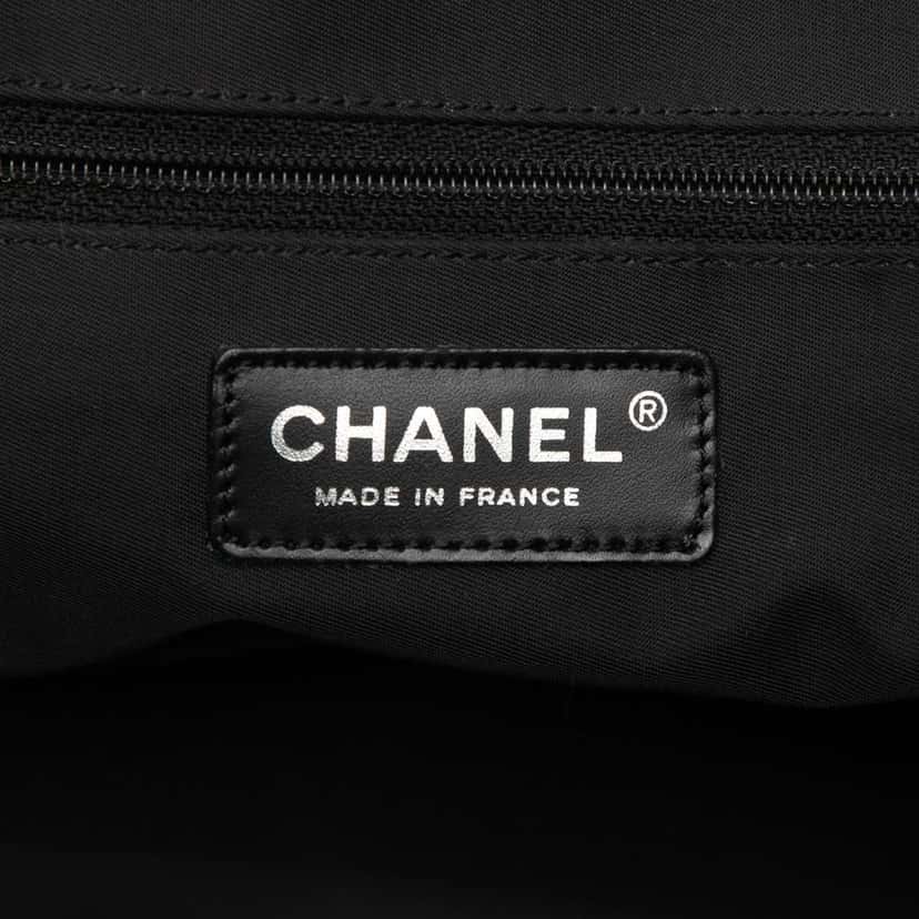 Chanel New Travel Line Nylon Tote Brown Good condition - Box View
