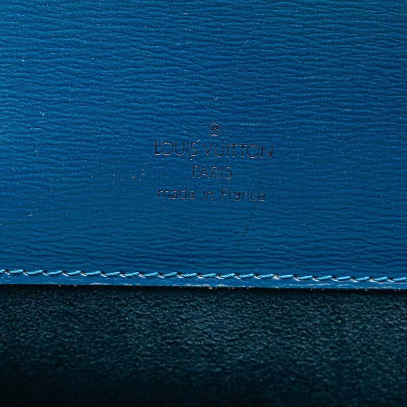 Louis Vuitton Epi Cluny Blue Leather Good condition - Box View
