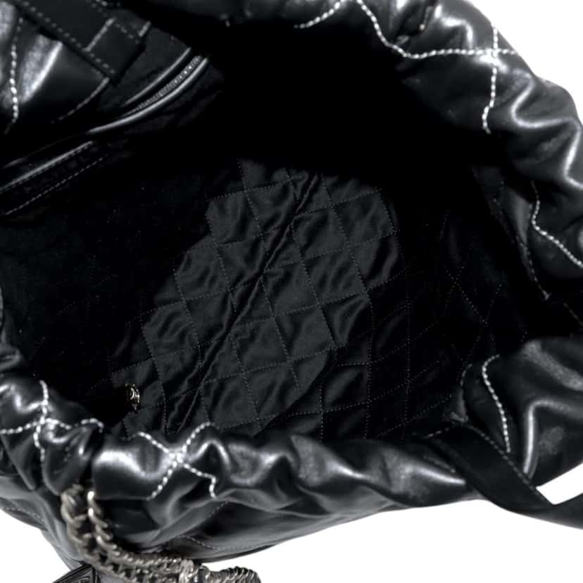 Chanel Large Shiny Quilted Calfskin 22 Backpack Black Leather Good condition - Inside View