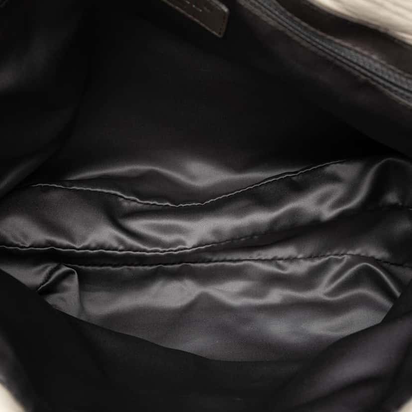 Chanel CC Quilted Lambskin Padded Envelope Double Flap White Leather Good condition - Model View