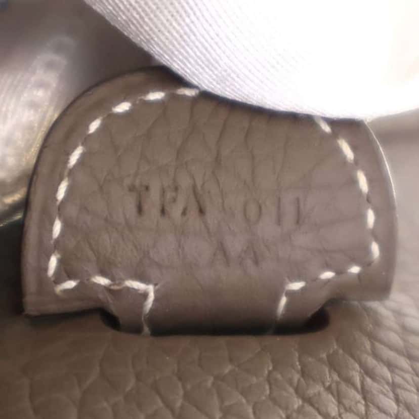 Hermès Clemence Evelyne III PM Brown Leather Good condition - Box View