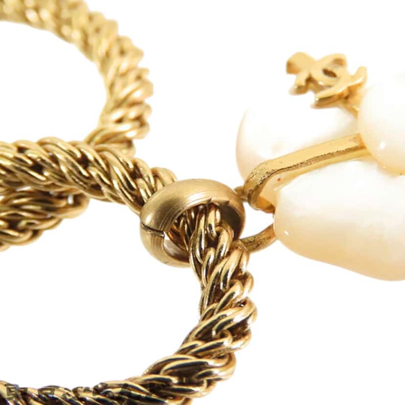 Chanel Gold Plated Mother of Pearl Camellia Pendant Necklace Gold Metal Good condition - Box View
