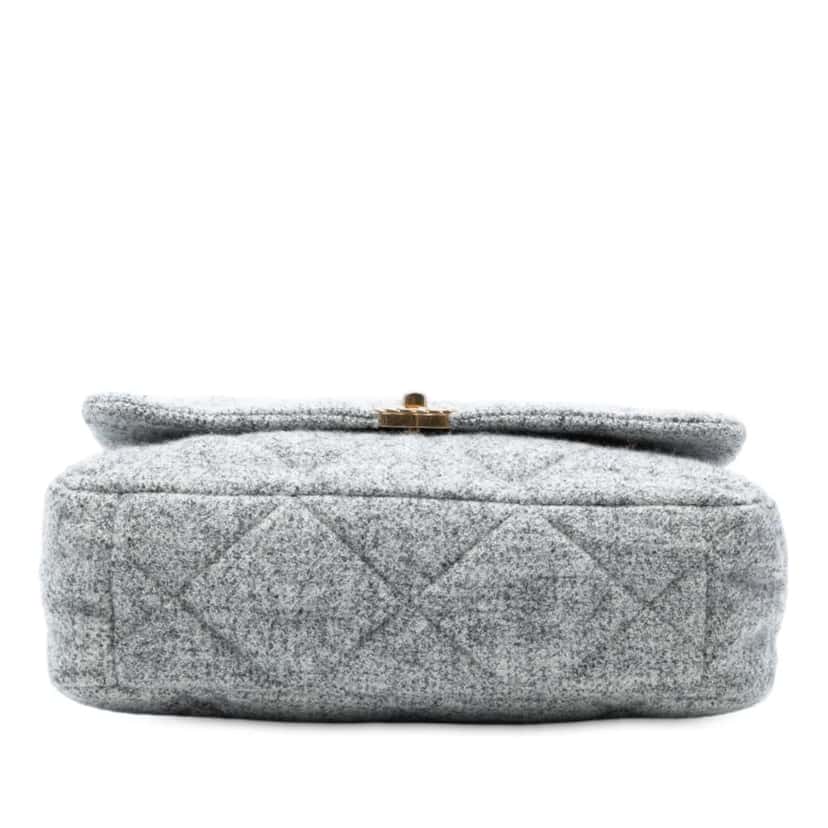 Chanel Large Tweed 19 Flap Grey Tweed Good condition - Inside View