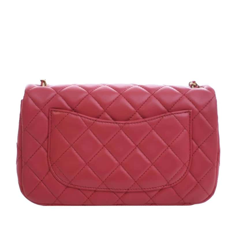 Chanel Mini Rectangular Classic Lambskin Pearl Crush Single Flap Pink Leather Good condition - Model View