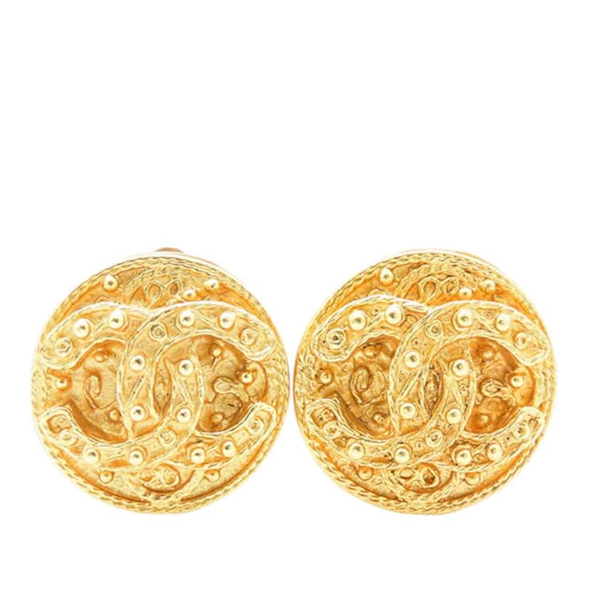 Chanel CC Gold Plated Round Clip On Earrings Gold Metal Good condition - Front View