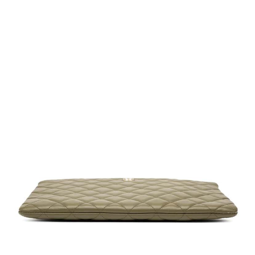 Chanel Medium Quilted Lambskin Cuba La Habana O Case Clutch Green Leather Good condition - Inside View