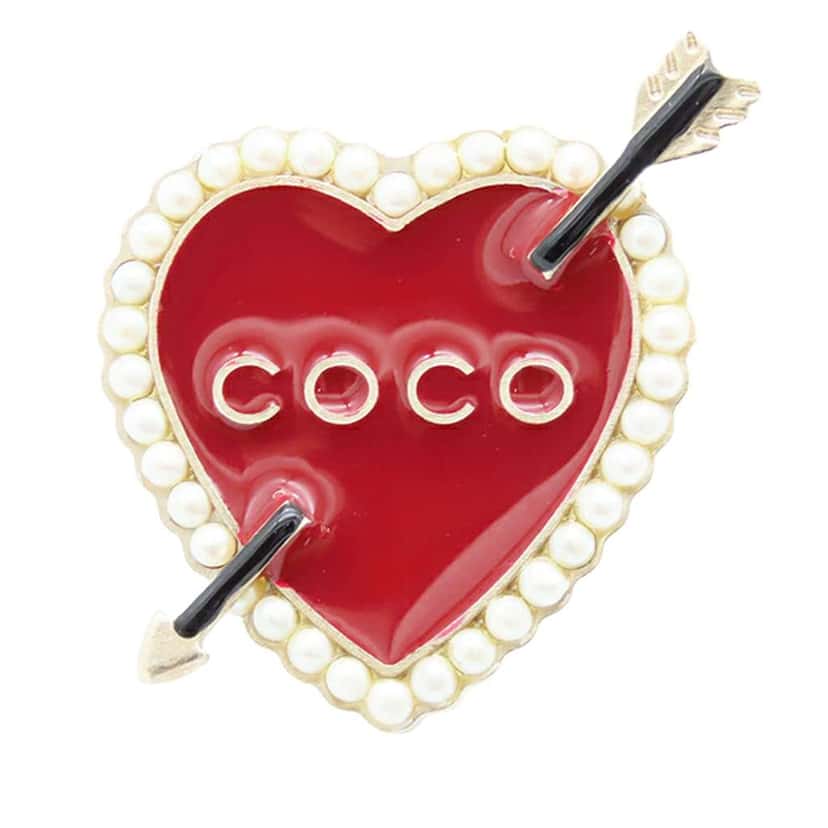 Chanel Gold Plated Enamel Faux Pearl Coco Heart and Arrow Brooch Red Good condition - Front View