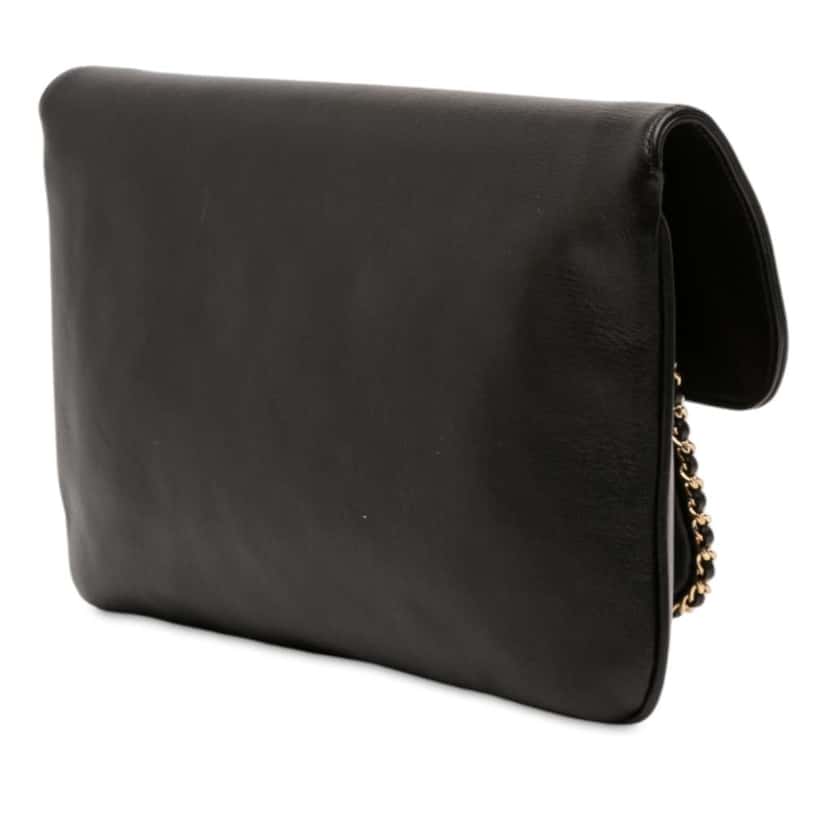 Chanel Quilted Lambskin CC Unchained Flap Clutch Black Leather Good condition - Back View