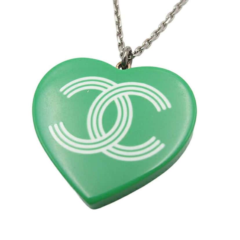 Chanel Silver Plated CC Resin Heart Pendant Necklace Silver Metal Good condition - Front View