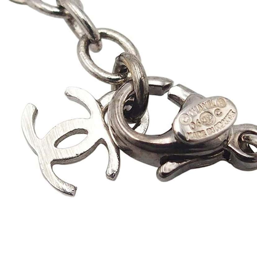 Chanel Silver Plated CC Resin Heart Pendant Necklace Silver Metal Good condition - Inside View