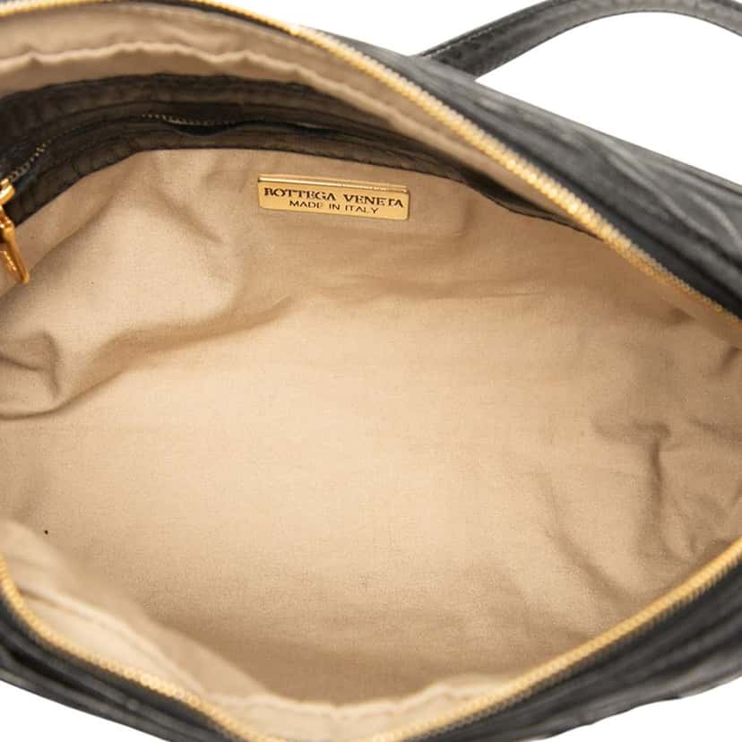 Bottega Veneta Nappa Intrecciato Crossbody Black Leather Good condition - Model View