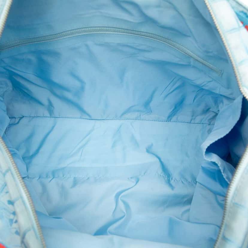 Chanel New Travel Line Nylon Tote Blue Good condition - Model View