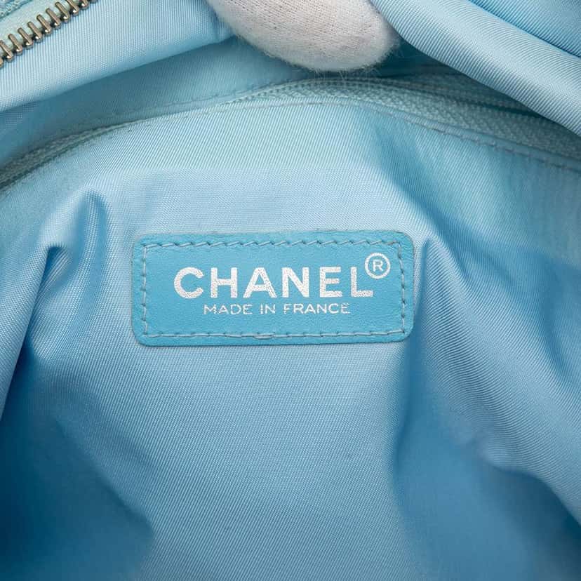 Chanel New Travel Line Nylon Tote Blue Good condition - Box View
