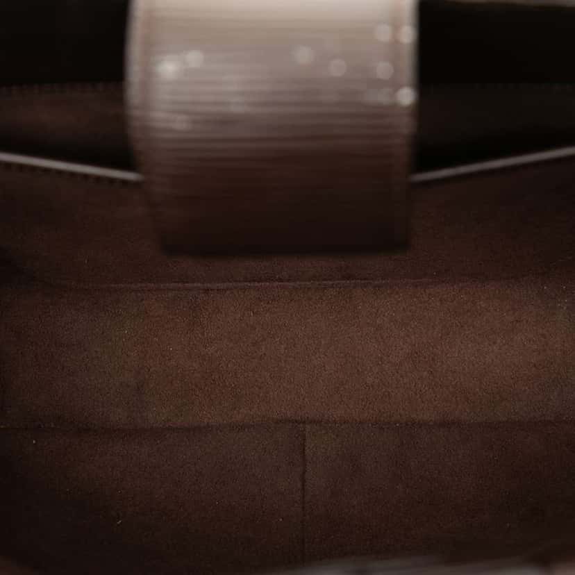 Louis Vuitton Epi Reverie Brown Leather Fair condition - Model View