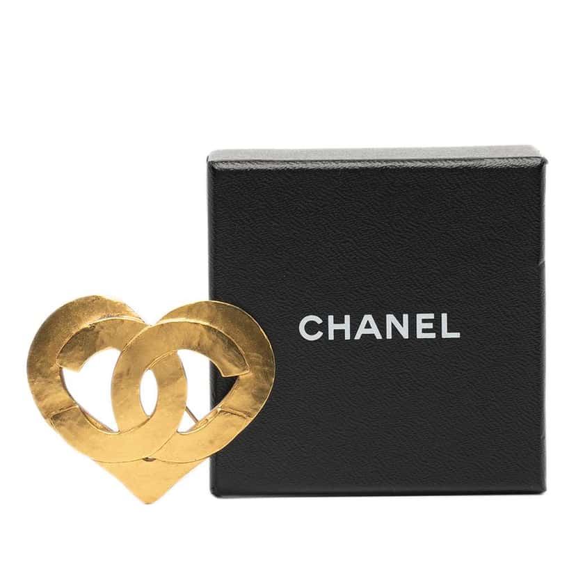 Chanel Gold Plated CC Heart Brooch Gold Metal Good condition - Model View