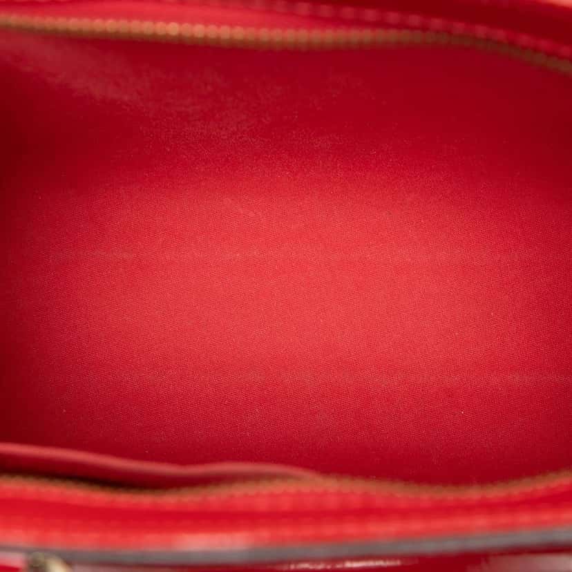 Louis Vuitton Monogram Vernis Montaigne BB Red Leather Good condition - Model View