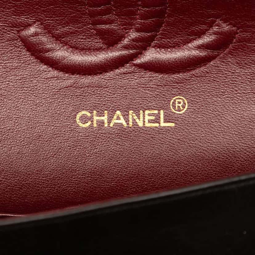 Chanel Medium Classic Lambskin Double Flap Black Leather Good condition - Box View