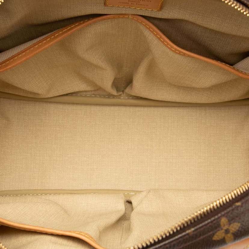 Louis Vuitton Monogram Trouville Brown Good condition - Model View