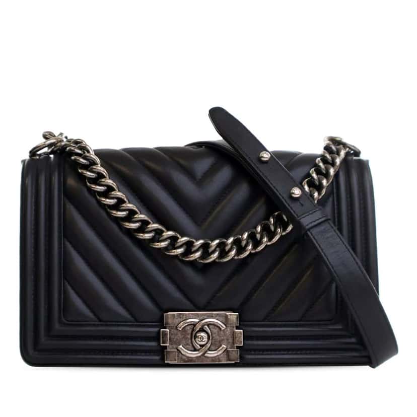Chanel Old Medium Chevron Lambskin Boy Flap Black Leather Good condition - Front View