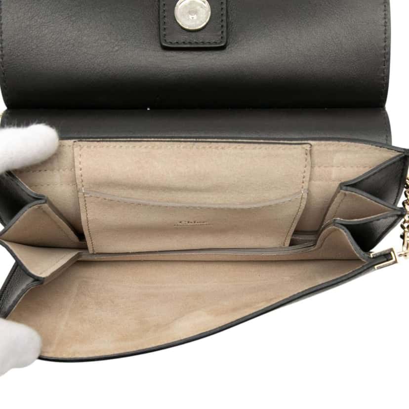 Chloé Small Calfskin and Suede Faye Crossbody Black Leather Very good condition - Model View