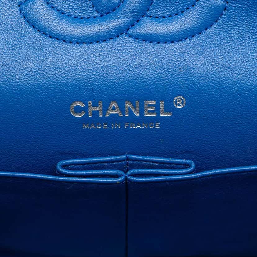 Chanel Medium Classic Caviar Double Flap Blue Leather Good condition - Box View