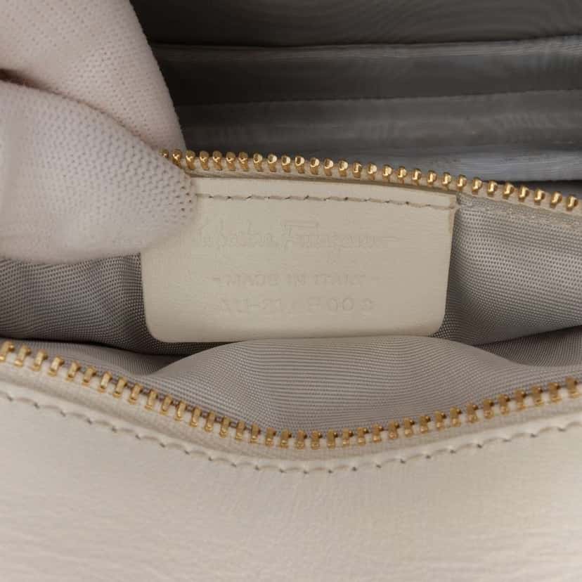 Salvatore Ferragamo Medium Perforated Leather Vara Ginny Crossbody White Leather Good condition - Box View