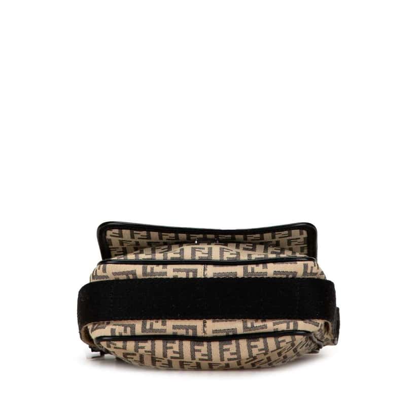 Fendi Zucchino Canvas Crossbody Brown Canvas Good condition - Model View