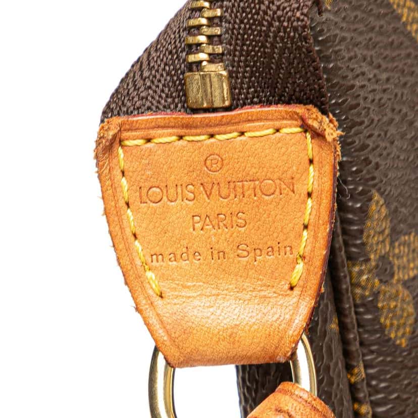 Louis Vuitton Monogram Pochette Accessoires Brown Good condition - Box View