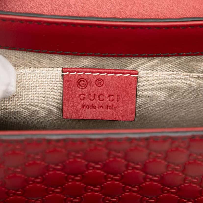 Gucci Medium Microguccissima Emily Shoulder Bag Red Leather Good condition - Box View