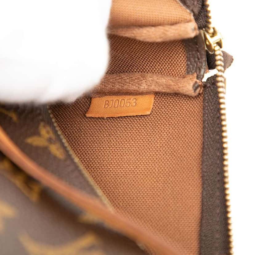 Louis Vuitton Monogram Pochette Accessoires Brown Good condition - Box View