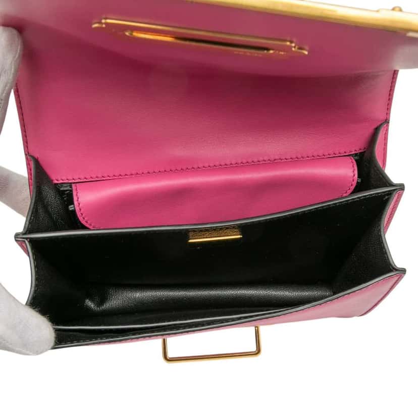 Prada Saffiano Trimmed City Calf Cahier Crossbody Pink Leather Good condition - Model View
