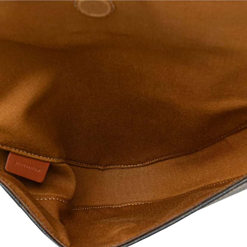 Celine Triomphe Coated Canvas Logo Triangle Crossbody Brown Canvas Good condition - Model View