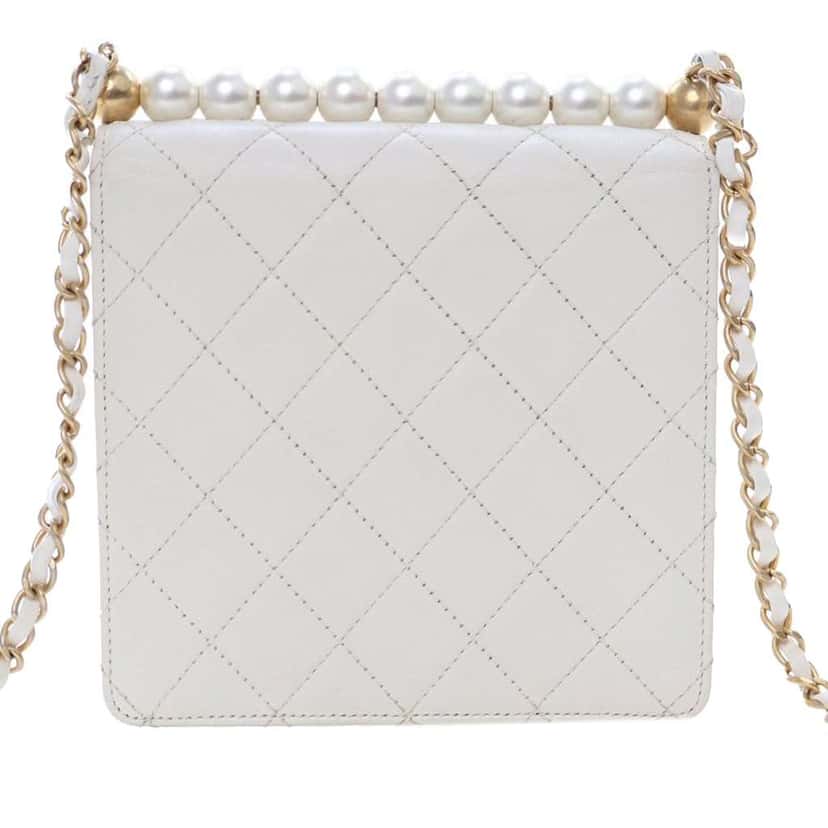 Chanel Small Quilted Lambskin Chic Pearls Flap White Leather Good condition - Inside View