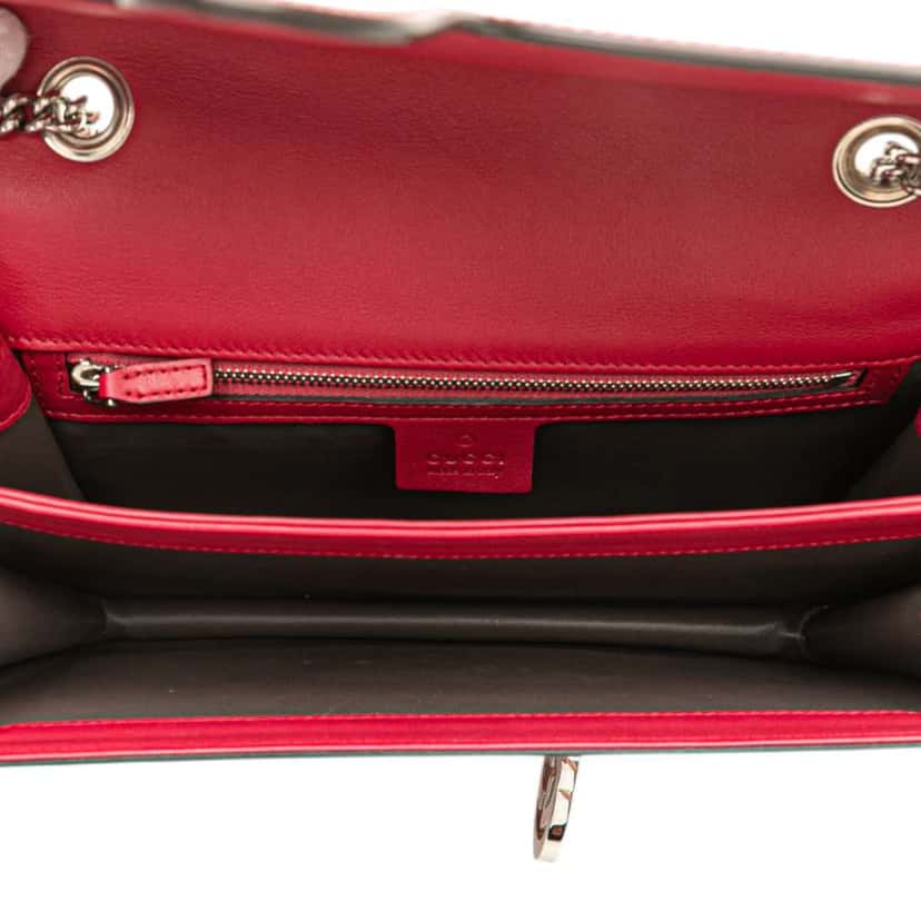 Gucci Medium Patent Dollar Interlocking G Crossbody Red Leather Very good condition - Model View