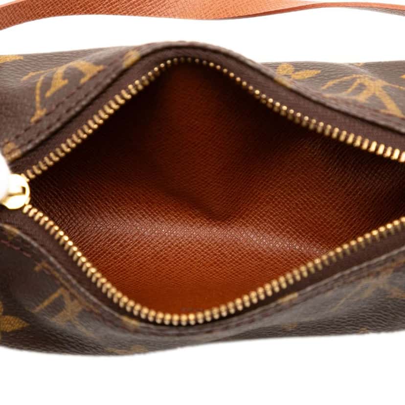 Louis Vuitton Monogram Papillon Pochette Brown Good condition - Model View