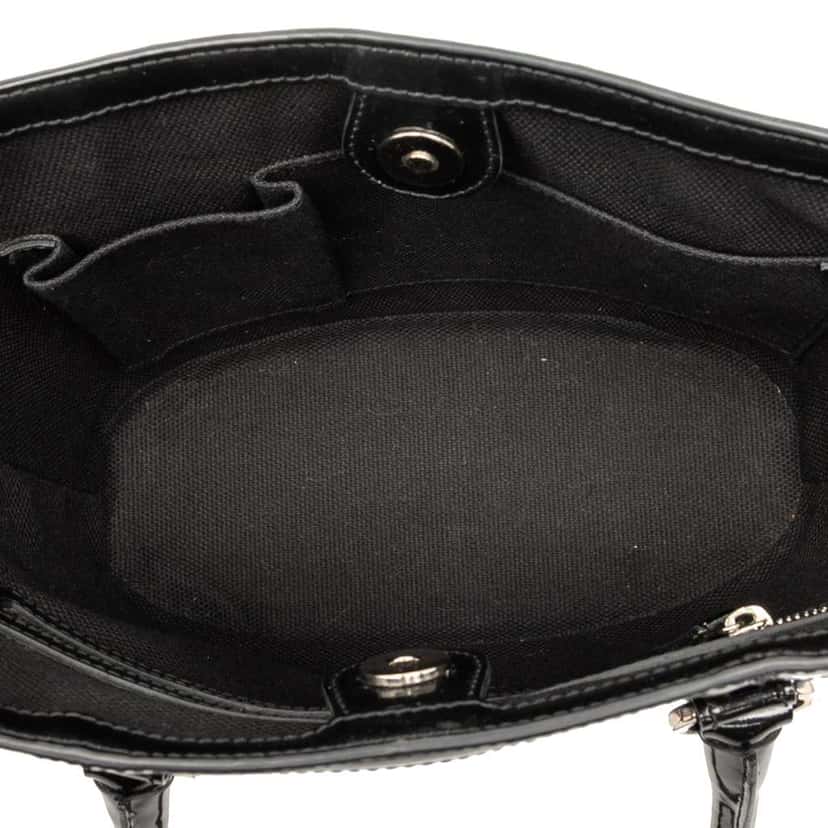 Dior Diorissimo Trotter Patent Tote Black Leather Good condition - Model View