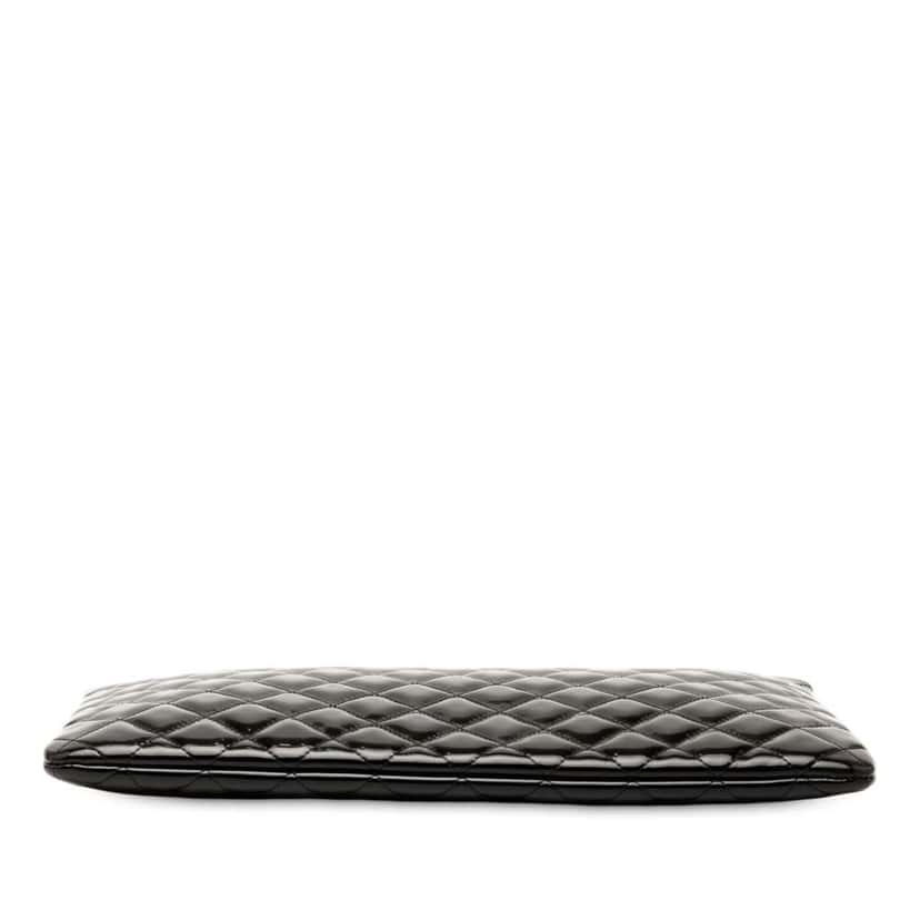 Chanel Large Quilted Patent O Case Clutch Black Leather Good condition - Inside View
