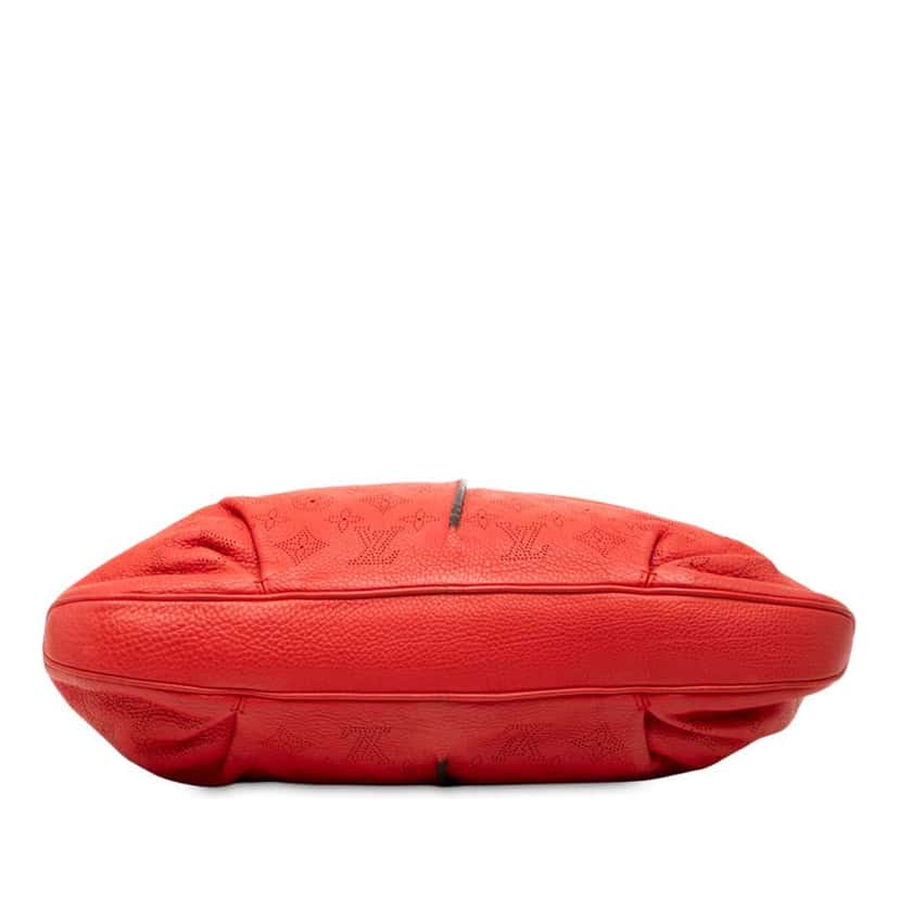 Louis Vuitton Monogram Mahina Selene MM Red Leather Very good condition - Inside View
