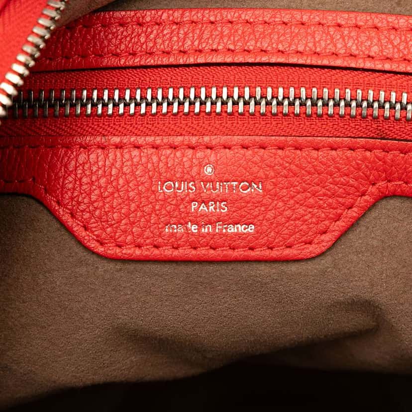 Louis Vuitton Monogram Mahina Selene MM Red Leather Very good condition - Box View