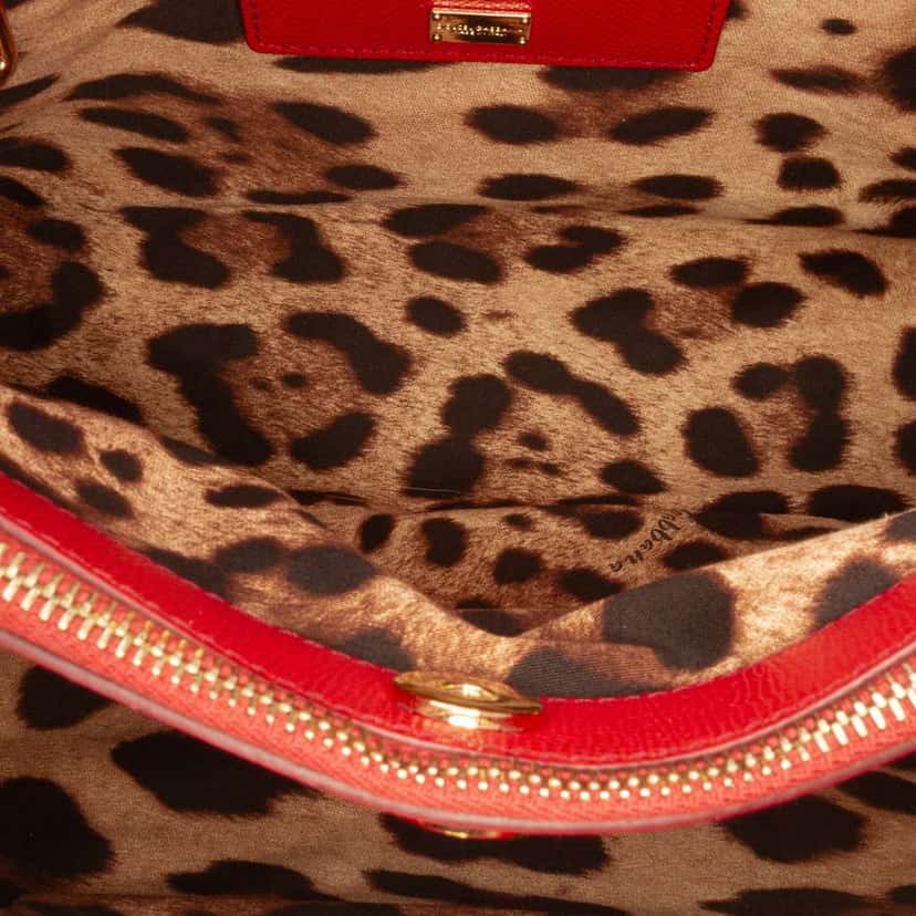 Dolce & Gabbana Medium Leather Miss Sicily Satchel Red Leather Good condition - Model View