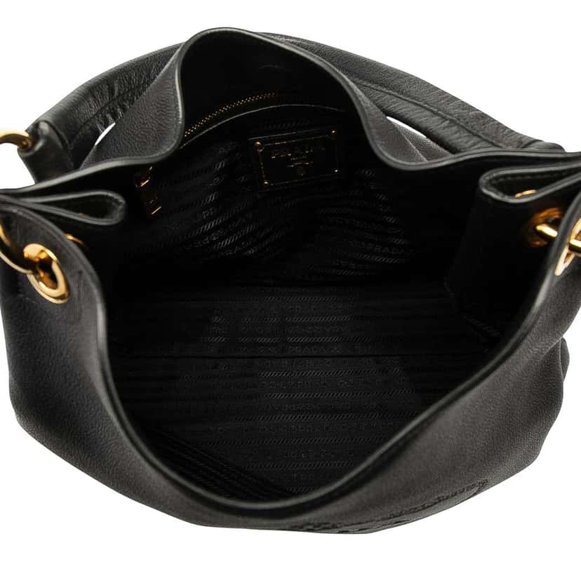 Prada Vitello Phenix Logo Tote Black Leather Good condition - Model View