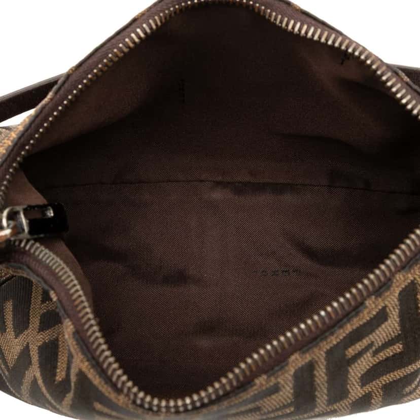 Fendi Zucca Canvas Shoulder Bag Brown Canvas Good condition - Model View