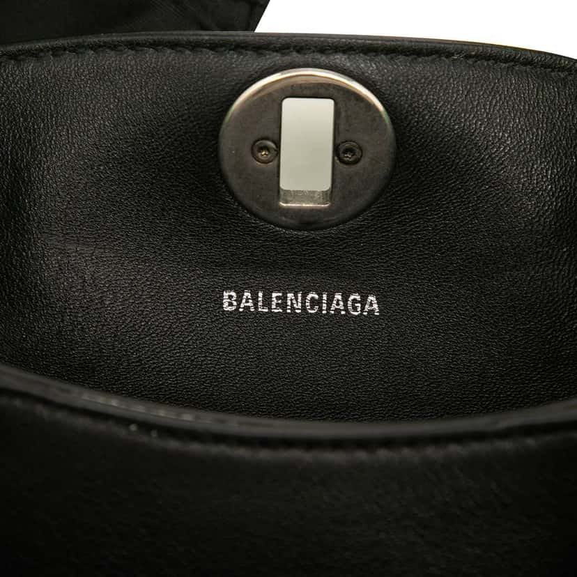 Balenciaga Leather Flap Scarf XS White Leather Good condition - Box View