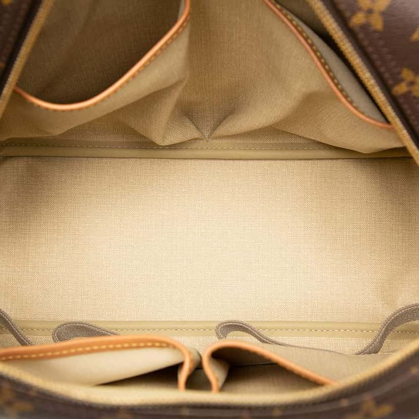 Louis Vuitton Monogram Deauville Brown Good condition - Model View