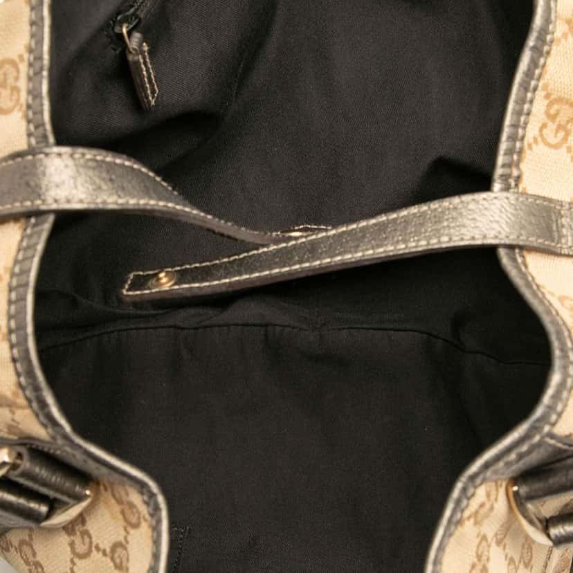 Gucci GG Canvas Abbey D Ring Tote Brown Canvas Good condition - Model View