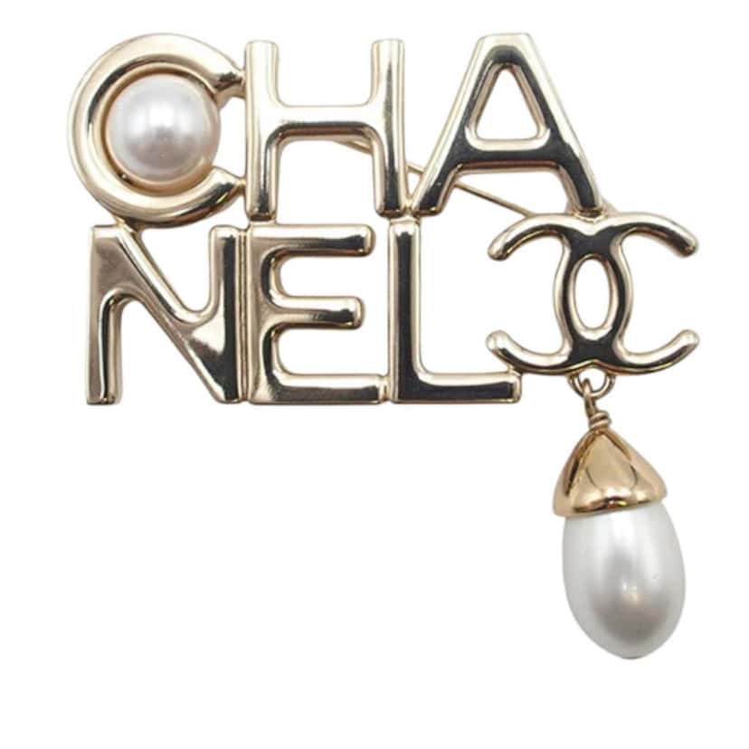 Chanel CC Gold Plated Faux Pearl Logo Brooch Gold Metal Very good condition - Front View