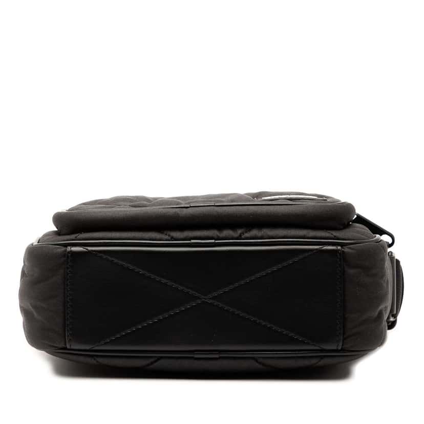 Burberry Quilted Nylon Paddy Crossbody Black Good condition - Inside View
