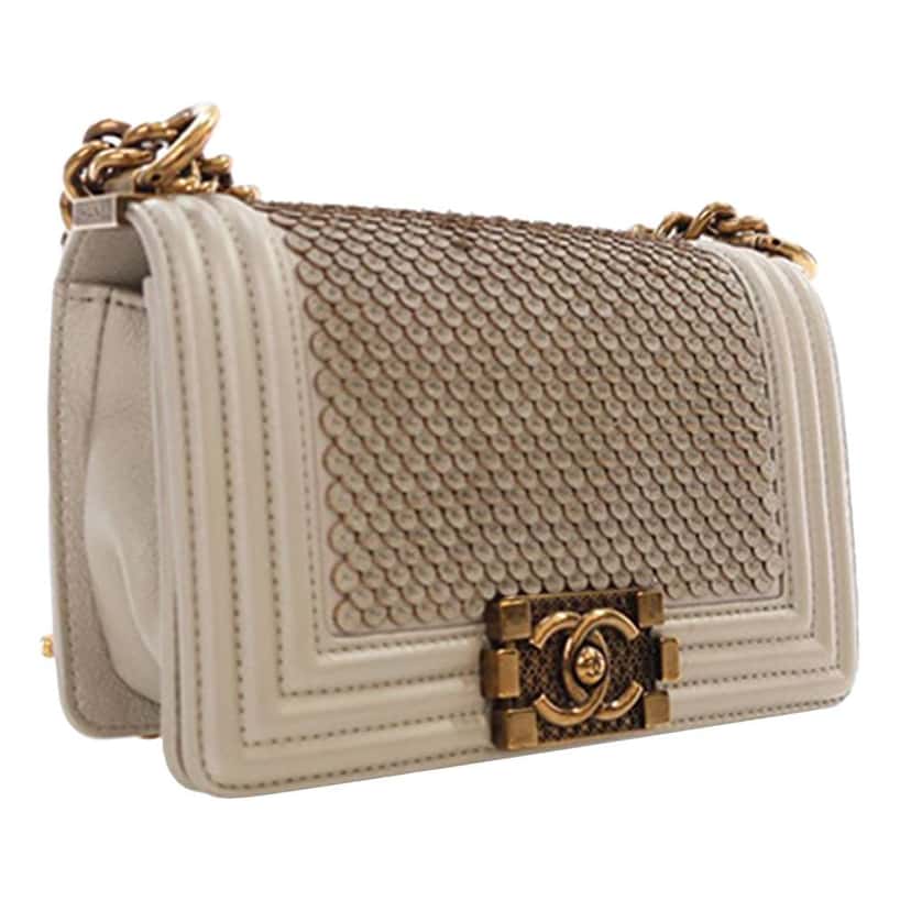 Chanel Small Scaled Lambskin Boy Flap Gold Leather Good condition - Inside View