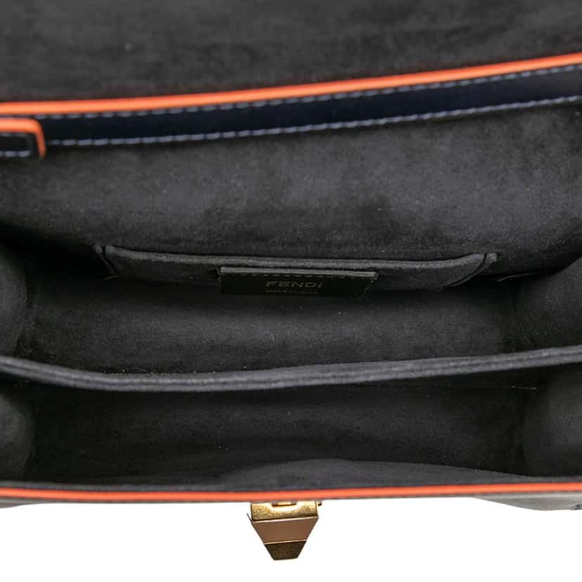 Fendi Small Scalloped Leather Kan I Crossbody Blue Leather Good condition - Model View