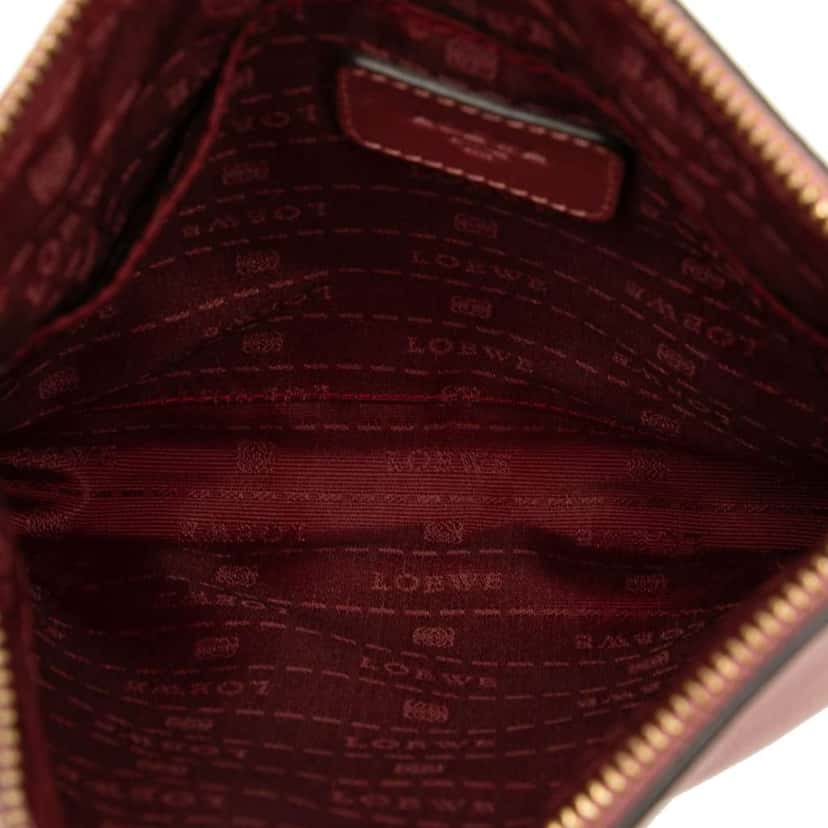 Loewe Leather Heritage Crossbody Red Leather Good condition - Model View